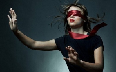 Đâu là nguyên nhân có thể dẫn tới chứng mù lòa ở phụ nữ?