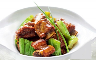 Ngon và lạ: Sườn lợn om mướp đắng