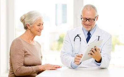 Bí quyết sống thọ: Khám sức khỏe cho người cao tuổi như thế nào?
