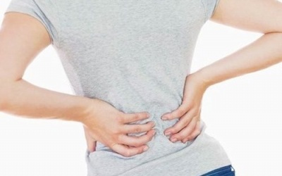 Thoát vị đĩa đệm nên dùng con lăn Docto 100 hay TPCN Cốt Thoái Vương?