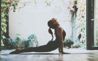 Gifographic: 10 bài tập yoga tăng cường miễn dịch, phòng ngừa bệnh tật