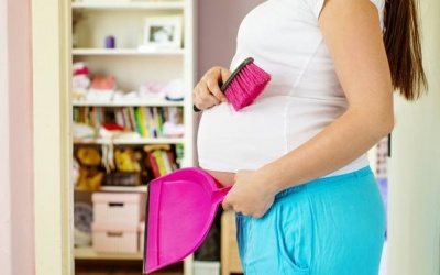 7 việc nhà có thể gây nguy hiểm cho bà bầu