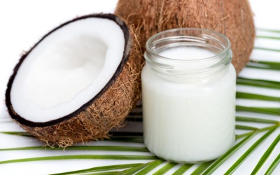 Da bị cháy nắng: Dùng ngay dầu dừa!