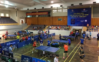 Sôi động khai mạc Giải bóng bàn Cúp Hội Nhà báo Việt Nam năm 2017