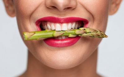 10 siêu thực phẩm giúp dưỡng móng và răng