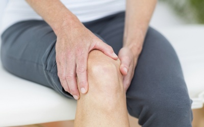 Nên và không nên làm gì khi điều trị viêm khớp đầu gối?
