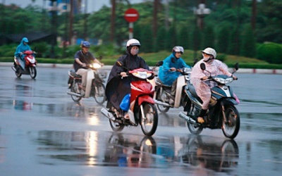 Cuối tuần, Hà Nội mưa dông diện rộng