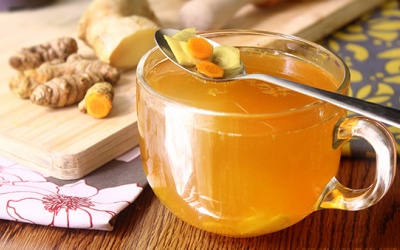 Uống trà nghệ để chữa bệnh gì?