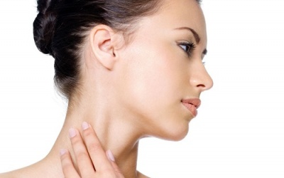 Mổ bướu cổ có gây khản tiếng?