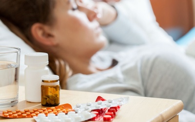 Ho, đau đầu, sổ mũi thì uống thuốc gì?