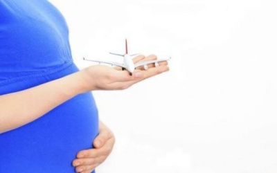 Vì sao phụ nữ mang thai 3 tháng đầu không nên đi du lịch?