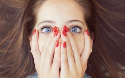 4 điều kinh khủng có thể xảy ra, nếu thường xuyên dùng sơn móng