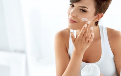 8 cách tự nhiên để tránh mất nước cho làn da
