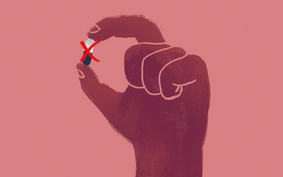 Tại sao không nên tự ý dùng thuốc kháng sinh khi bị ho, sốt?