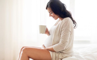 Các loại trà thảo mộc mẹ bầu nên tránh