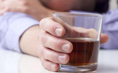 Uống nhiều rượu làm tăng nguy cơ mắc đái tháo đường