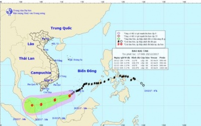 Bão số 15 đang đi sâu vào biển Đông