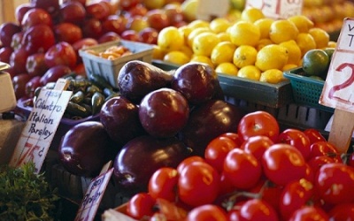 Cà chua, táo có thể giúp phục hồi những tổn thương phổi do thuốc lá?