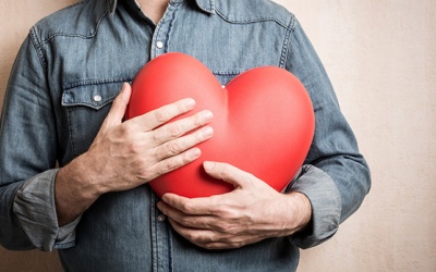 Nam giới có nguy cơ bị rung nhĩ sớm hơn nhiều so với nữ giới