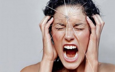 7 dấu hiệu nguy hiểm thường gặp từ những cơn đau đầu bất thường