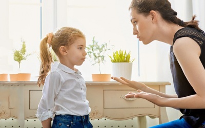 Phát hiện trẻ bị ADHD, phụ huynh cần làm gì đầu tiên?