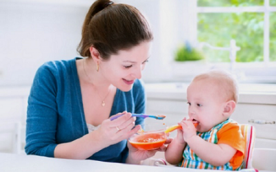 Con hết ê a ngậm cơm nhờ mẹ tìm đúng “thủ phạm” gây biếng ăn