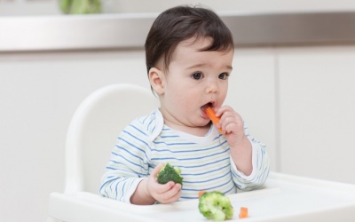 Vì sao trẻ hay bị táo bón?