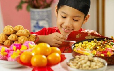 7 thực phẩm trong ngày Tết khiến trẻ bị táo bón