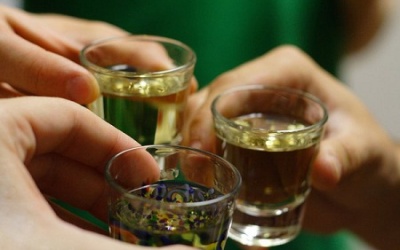 Rượu bia ngày Tết: Vui có chừng, dừng đúng lúc!