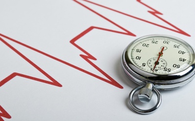 Điều gì gây ra tình trạng tim đập nhanh, loạn nhịp?