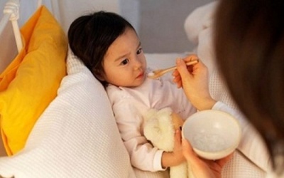 Trẻ bị tiêu chảy nên ăn gì?