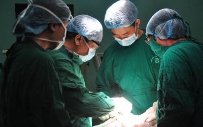 Cứu sống cô gái mắc khối u tụy nội tiết hiếm gặp