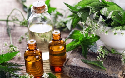 Các loại tinh dầu giúp giảm đau do viêm khớp hiệu quả