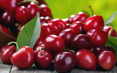 Bí quyết làm đẹp da mặt đơn giản chỉ với quả cherry