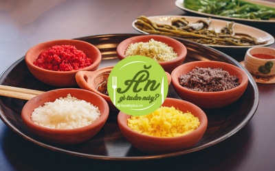 Nức lòng với mâm cơm chiều giản dị gợi nhớ tháng Tư của mẹ quê