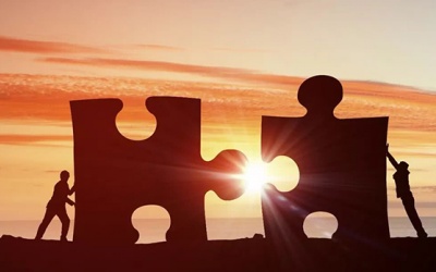 Tử vi thứ Năm (12/4/2018): Với Bạch Dương, hợp tác là chìa khóa thành công!