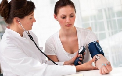 Vì sao bạn nên đi kiểm tra sức khỏe sau sinh?