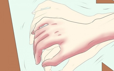 27 tuổi bị run lắc đầu, run tay là bệnh gì, có nguy hiểm không?      