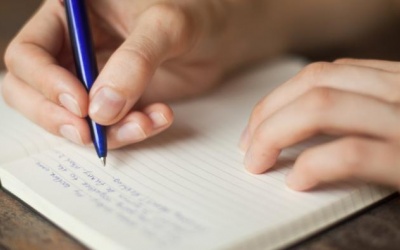 Run tay chân, vã mồ hôi mỗi khi căng thẳng, lo lắng là bệnh gì?