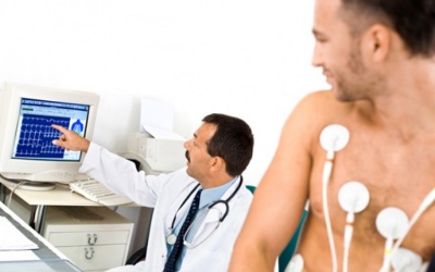 5 mối nguy hại về sức khỏe ở nam giới và cách đối phó