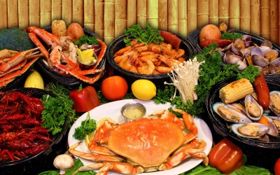 Những cách ngăn ngừa ngộ độc hải sản khi đi du lịch biển