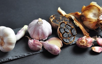 Tỏi đen giá bạc triệu liệu có tốt hơn tỏi tươi thông thường giá vài chục nghìn/kg?