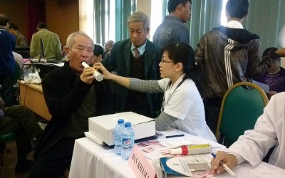 Khám và phát thuốc miễn phí cho bệnh nhân phổi tắc nghẽn mạn tính (COPD)