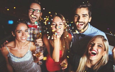 Tử vi thứ Sáu (25/5/2018): Cự Giải nên tự tin làm chủ cuộc chơi!