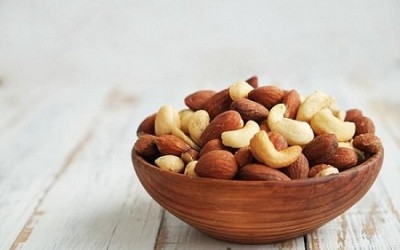 Ăn hạt có thể giúp làm giảm nguy cơ nhịp tim bất thường