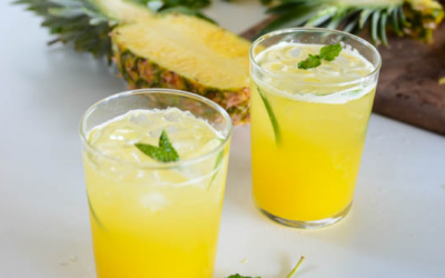 Nước dứa thanh lọc cơ thể ngày Hè