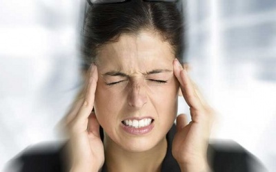 Run lắc đầu liên tục kể cả khi làm việc và nghỉ ngơi phải làm sao?