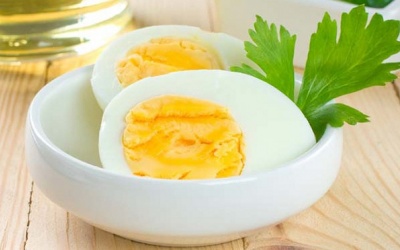 Ăn 2 quả trứng mỗi ngày lợi hay hại?