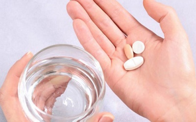 Trước khi uống thuốc kháng sinh phải biết điều này