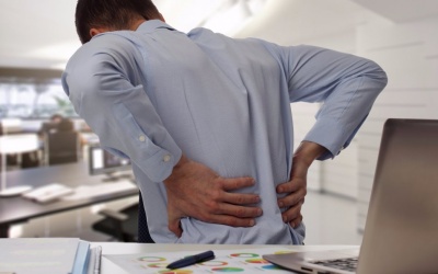 Có nên phẫu thuật khi bị trượt đốt sống L5-S1?